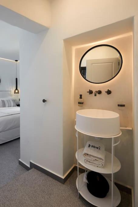 Lerion Luxury Villas อาโกรตีรี ภายนอก รูปภาพ