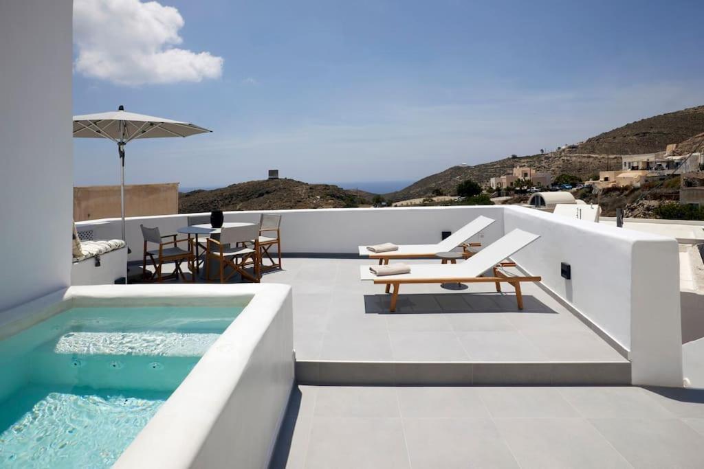 Lerion Luxury Villas อาโกรตีรี ภายนอก รูปภาพ