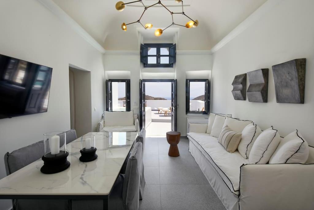 Lerion Luxury Villas อาโกรตีรี ภายนอก รูปภาพ